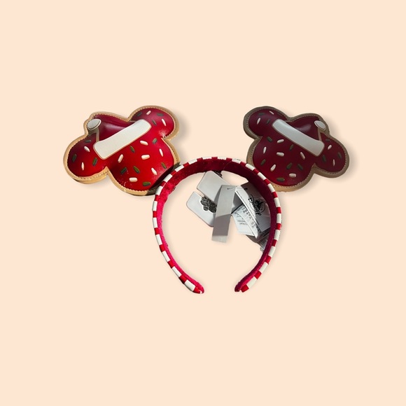 Disney Accessories - Disney Minnie Christmas ears